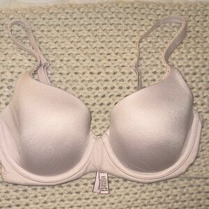 Victoria's Secret Body by Victoria Nude Underwire Bra